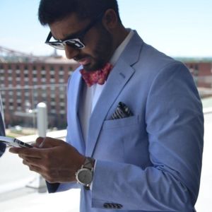 Meet your Posher, Moiz